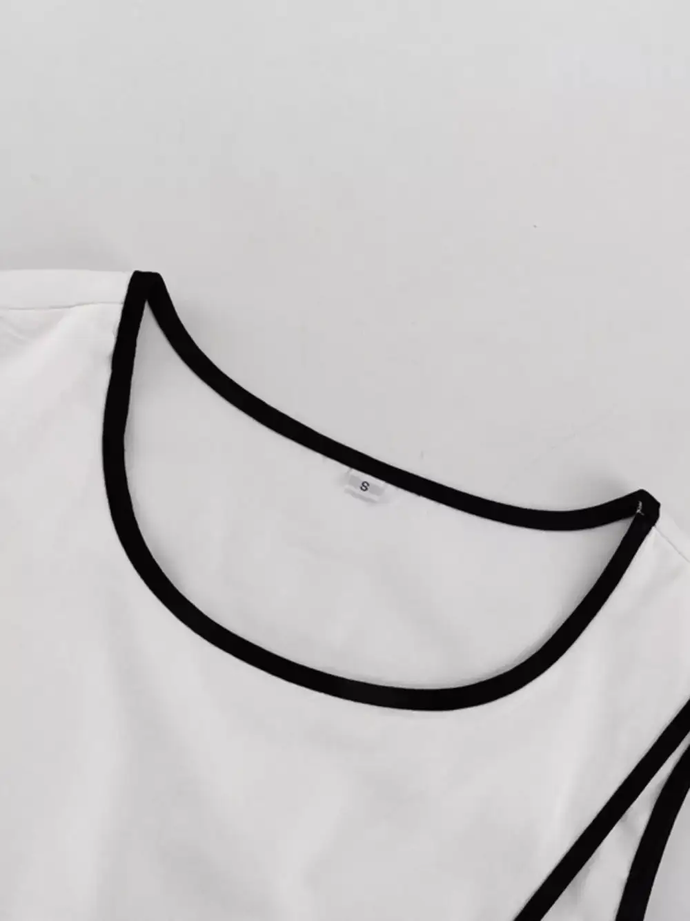 Contrast Trim Sleeveless Top and Wide Leg Pants Set