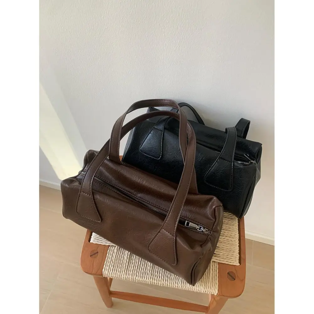 Soft Slim Baguette Bag