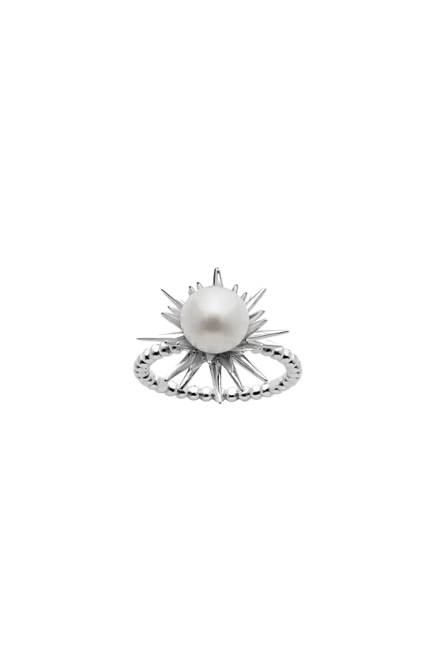 Ring With Pearl