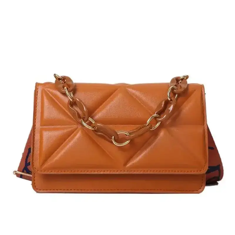 Contemporary Edge: Korean Style Iron Splicing Chain Messenger Bag
