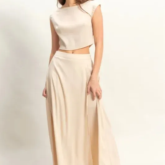 Relaxed Sleeveless Top and Maxi Skirt Set