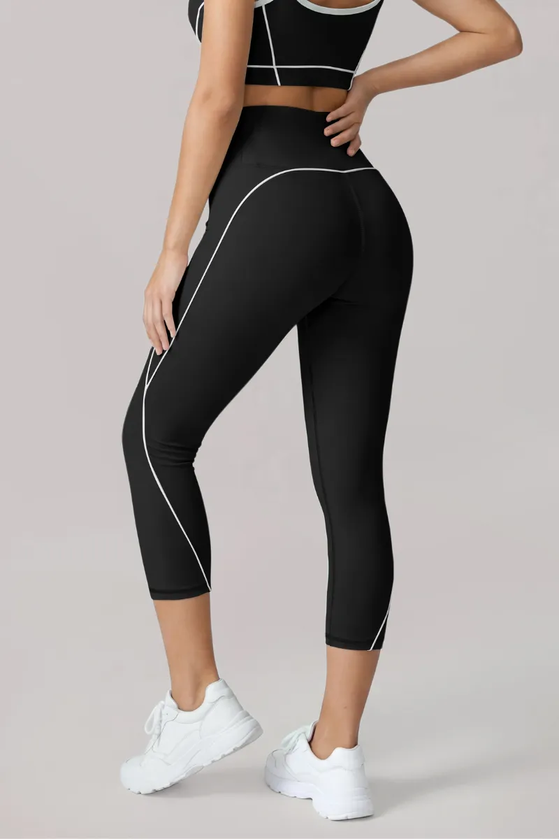 High-Waist Contrast-Seam Piped Sculpting Capri Leggings