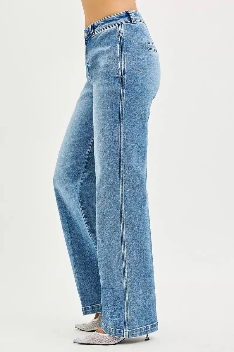 Mid Rise Slouchy Jeans