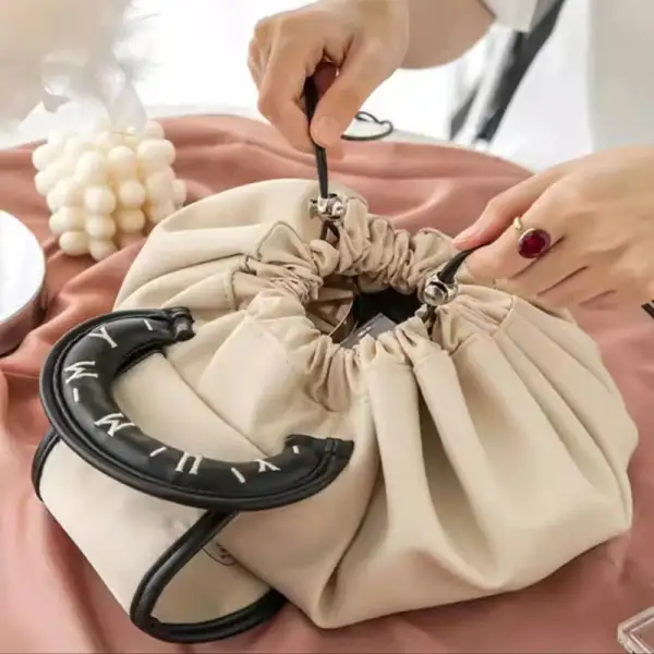 Modern Multi-Purpose Cosmetic Bag Waterproof PU Leather