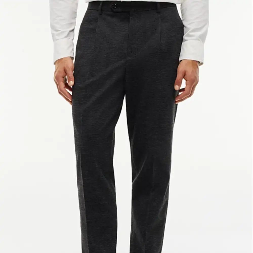 Tapered Casual Pants