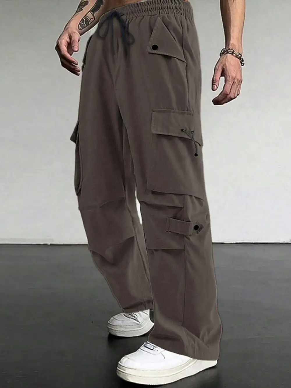 Modern Men's Loose Fit Cargo Pants