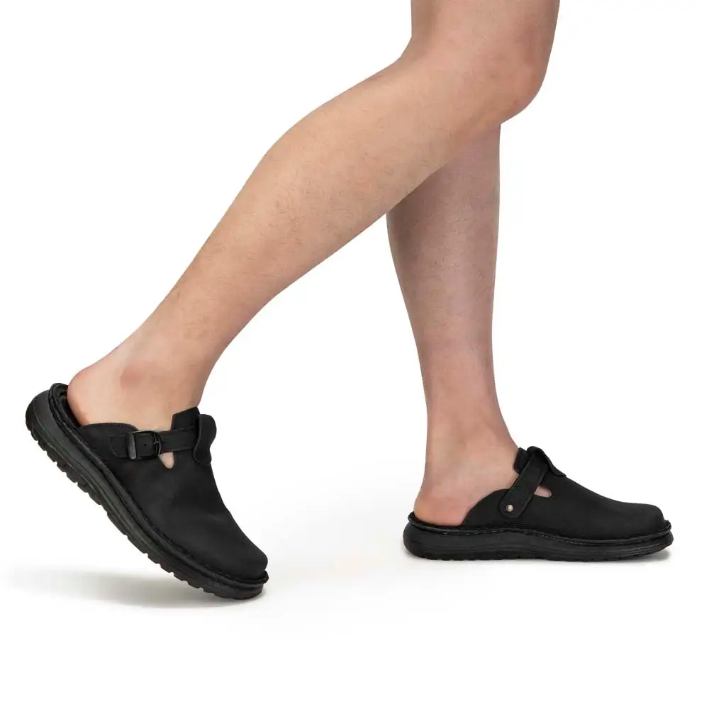 Leather Clog Toe Sandals