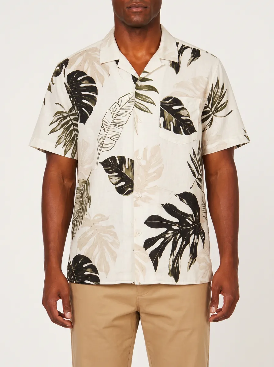 Men's Relaxed, comfortable fit Tropical Leaf Print Camp Collar Shirt