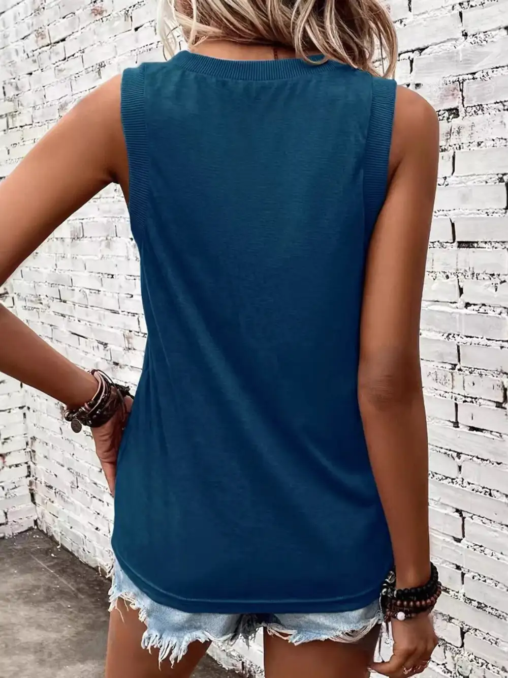 Everyday V-Neck Ribbed Tank Top