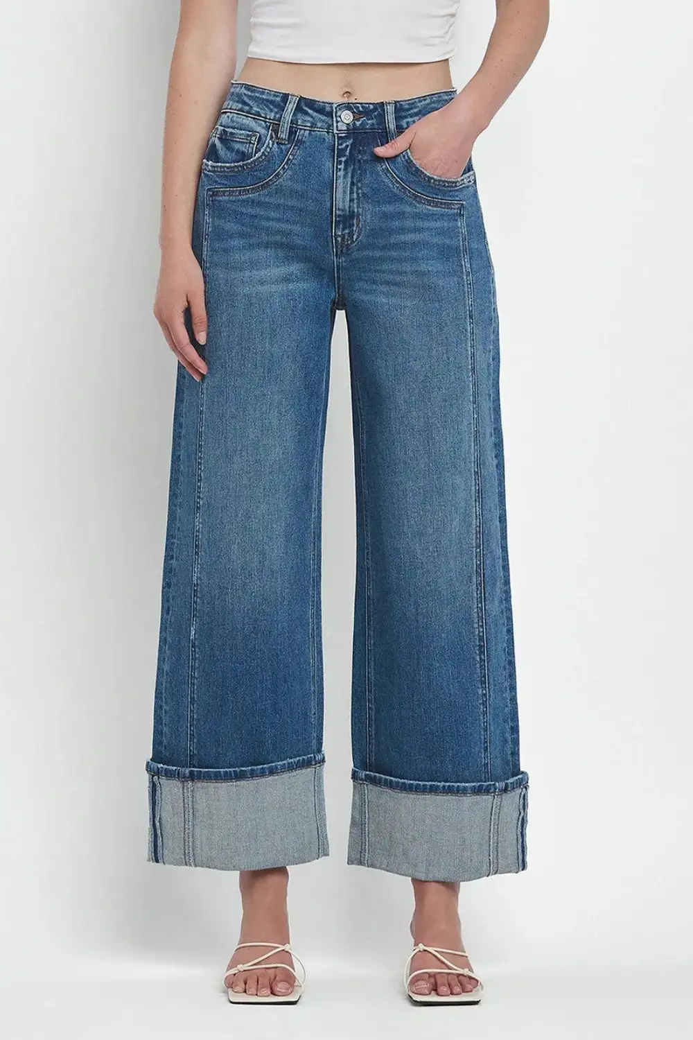 Versatile Straight Leg Pocketed Denim Jeans