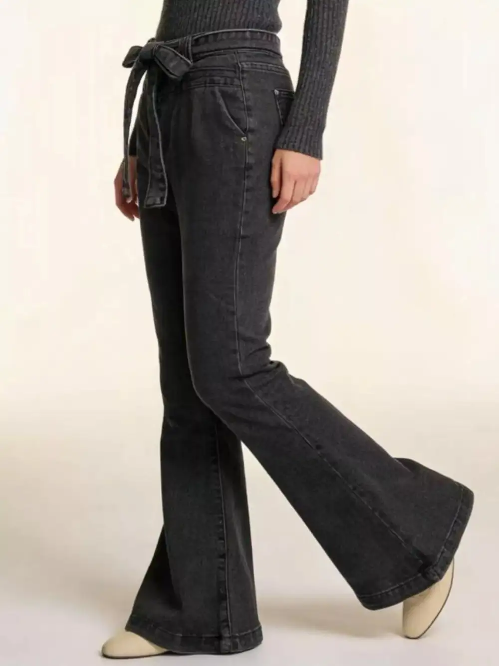 Bow-Tie High-Waisted Flare Jeans