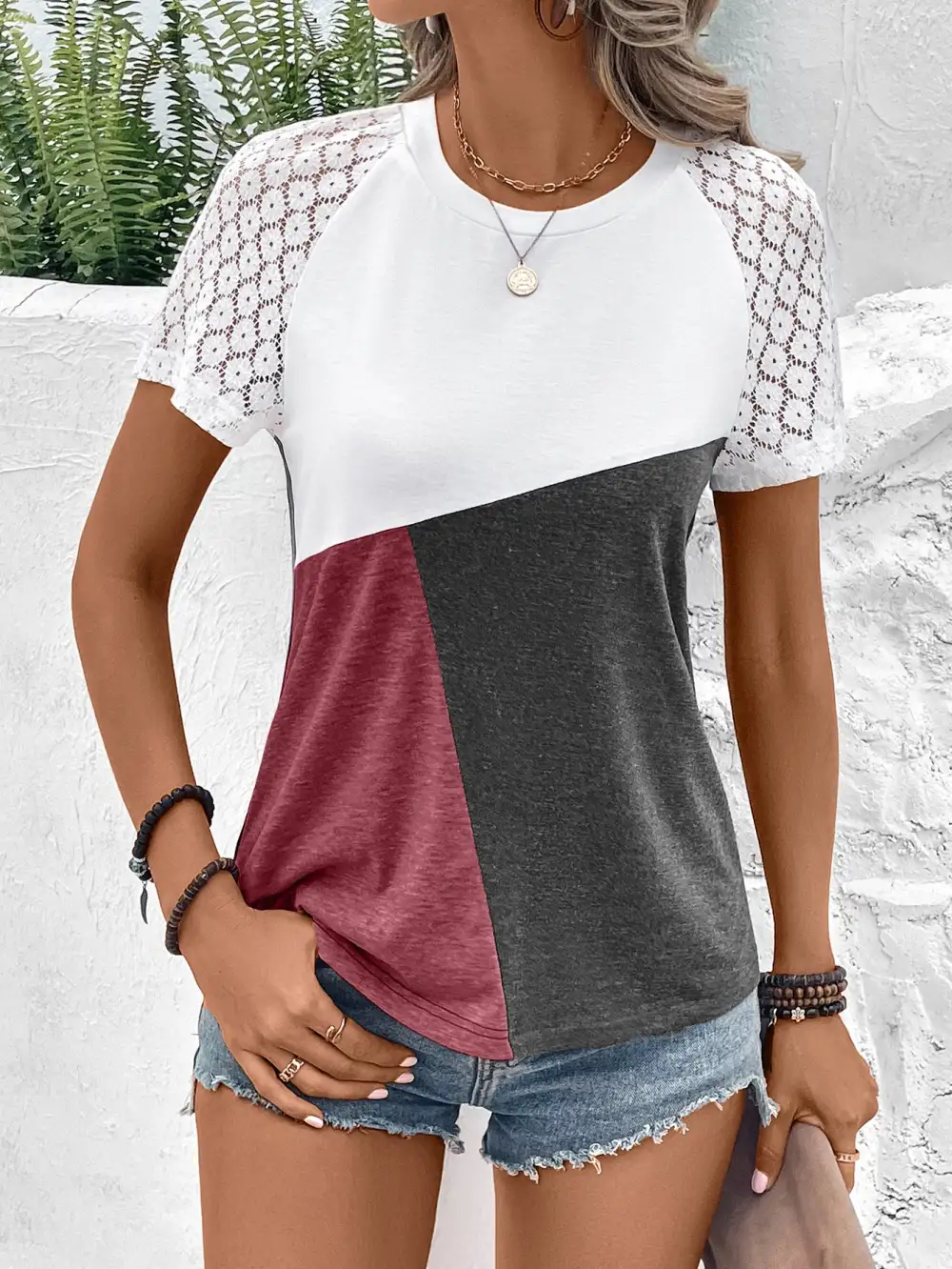 Color Block Raglan Sleeve Round Neck T-Shirt