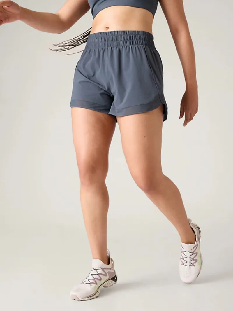 Lightweight Sports Shorts For Airy Casual Style