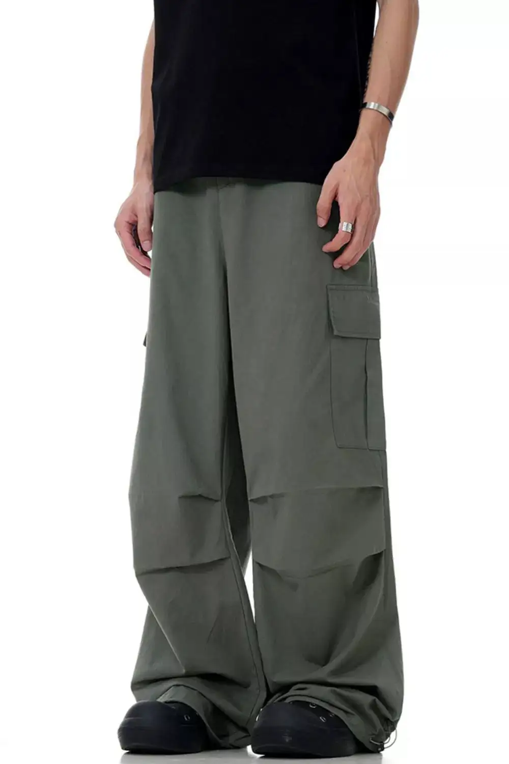 Loose Fit Cargo Pants