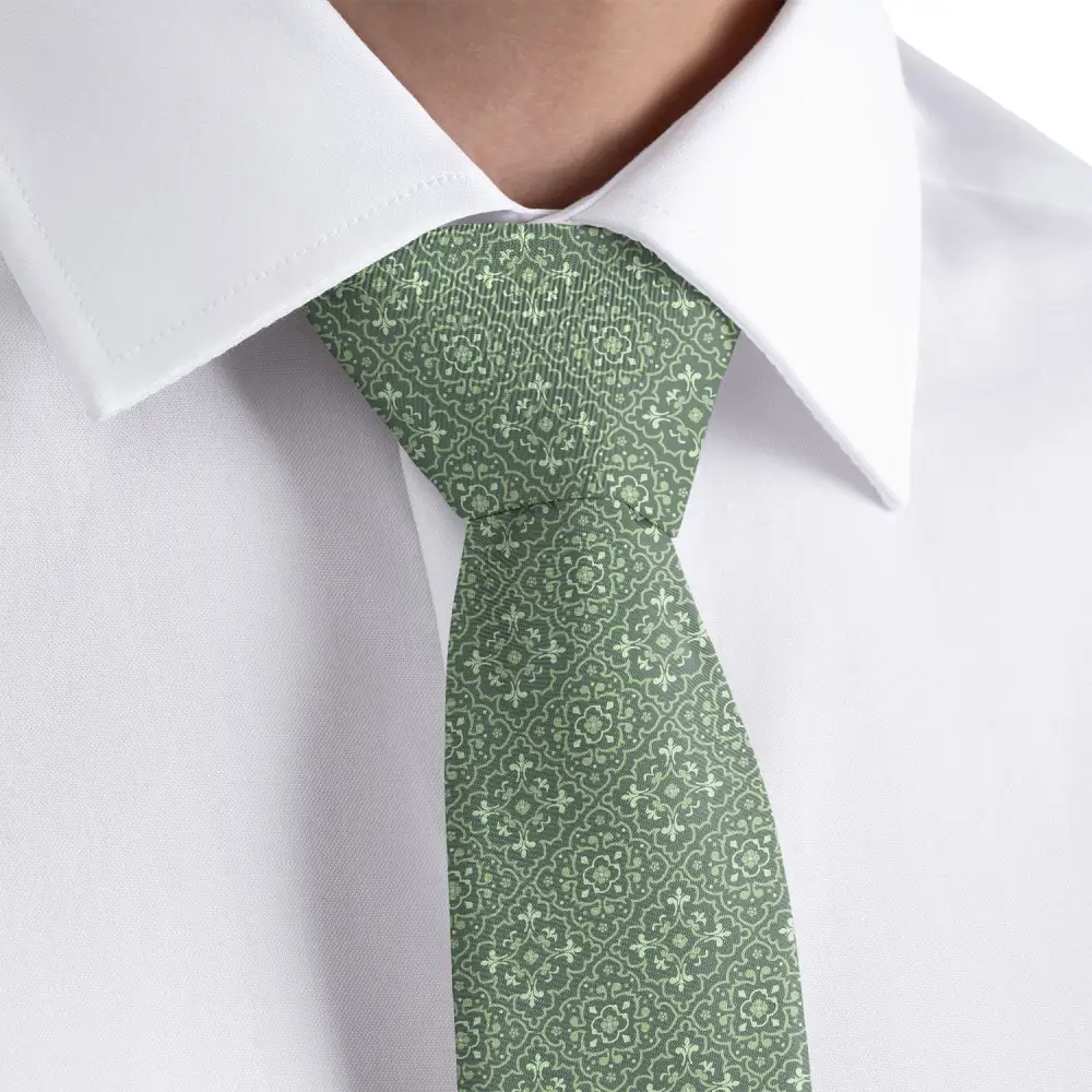 Refined Medallion Motif Necktie