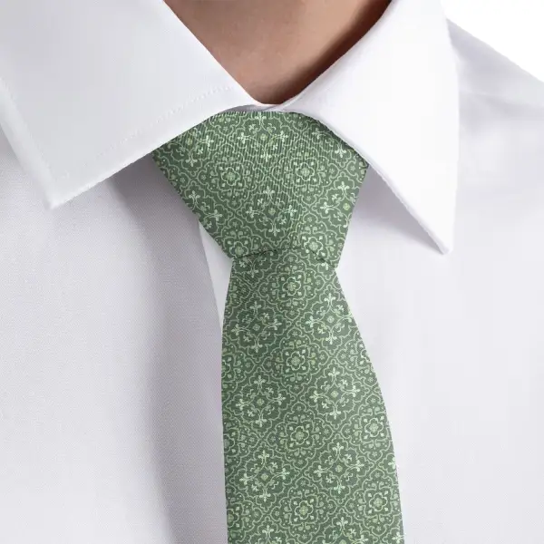 Refined Medallion Motif Necktie