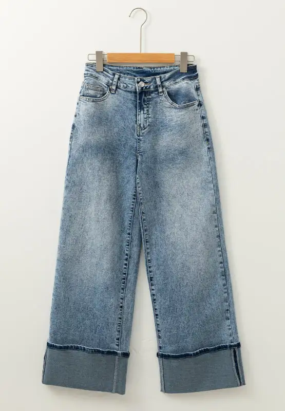 Everyday Wide Leg Pocketed Washed Denim Jeans