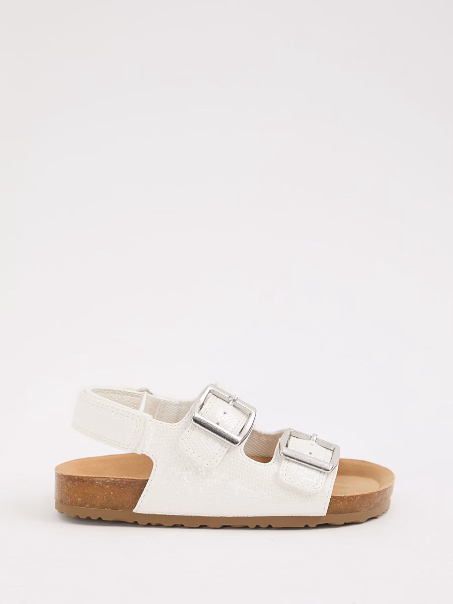 Kids Summer Footwear detail 1