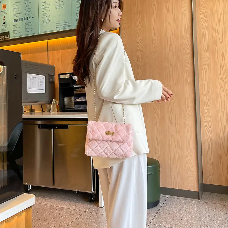 Chain Strap Embroidered Shoulder Bag