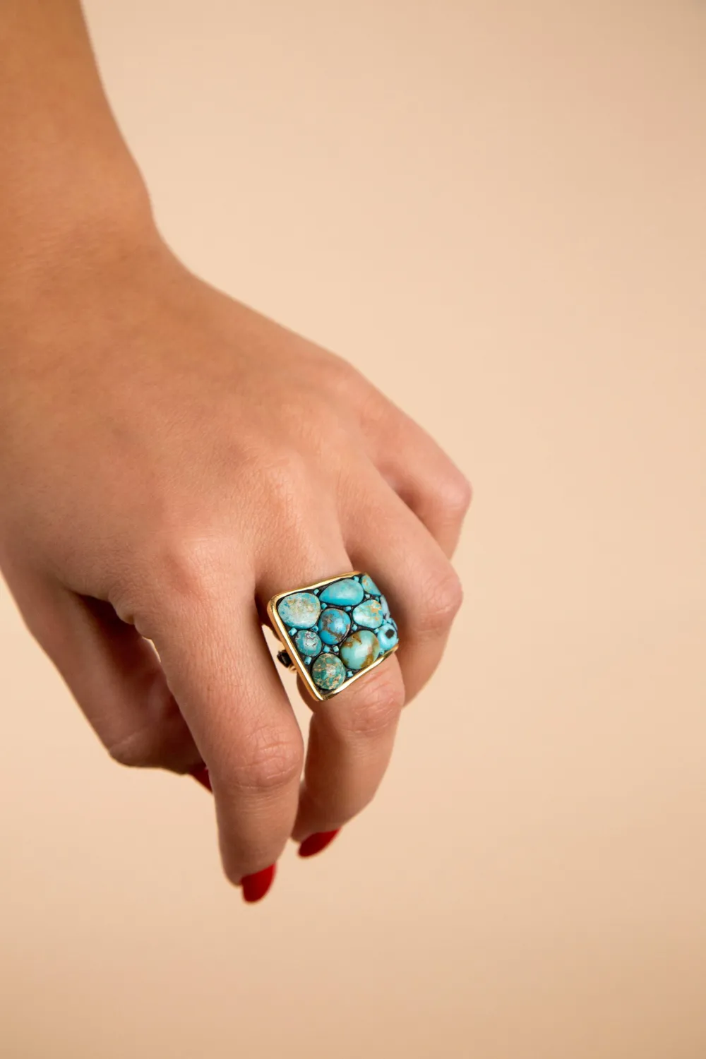 Refined Everyday Accessory 38
