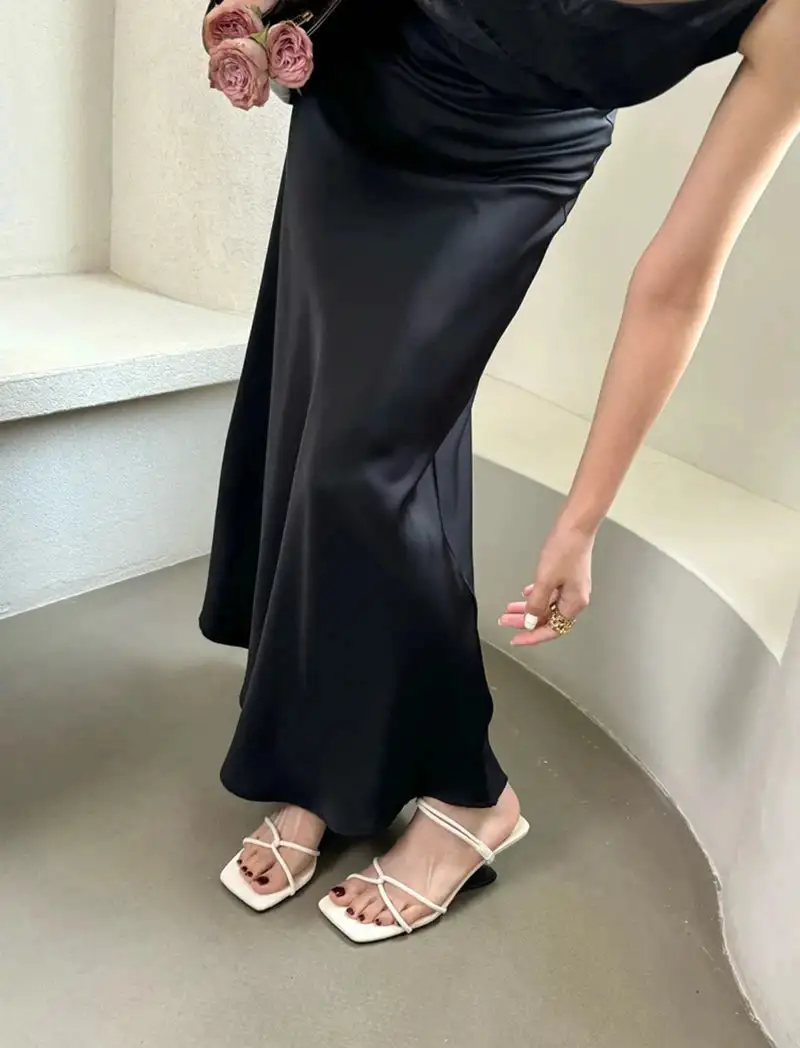 Open-Toe Block-Heel Heeled Sandals