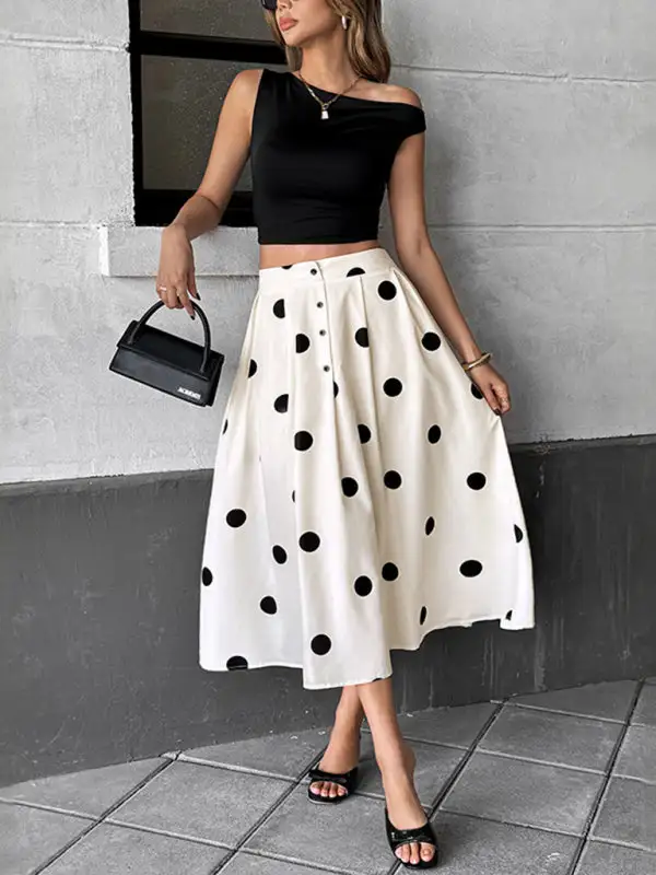 Line Pocket Detail Skirt