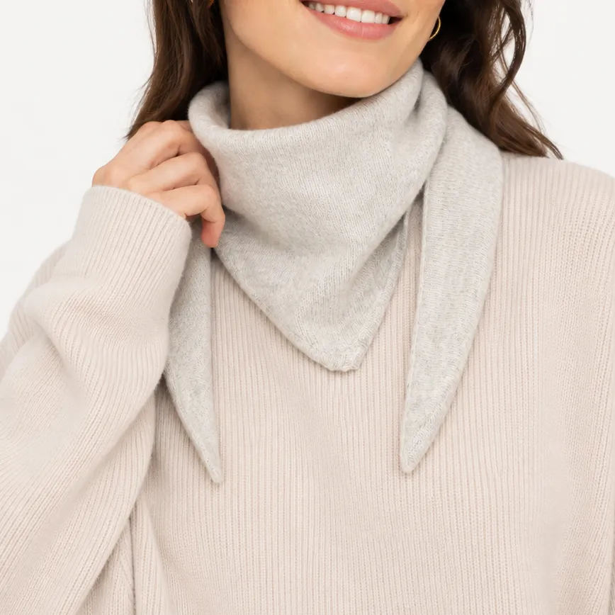Textured Structured Cashmere Heart Pattern Fashion Scarf