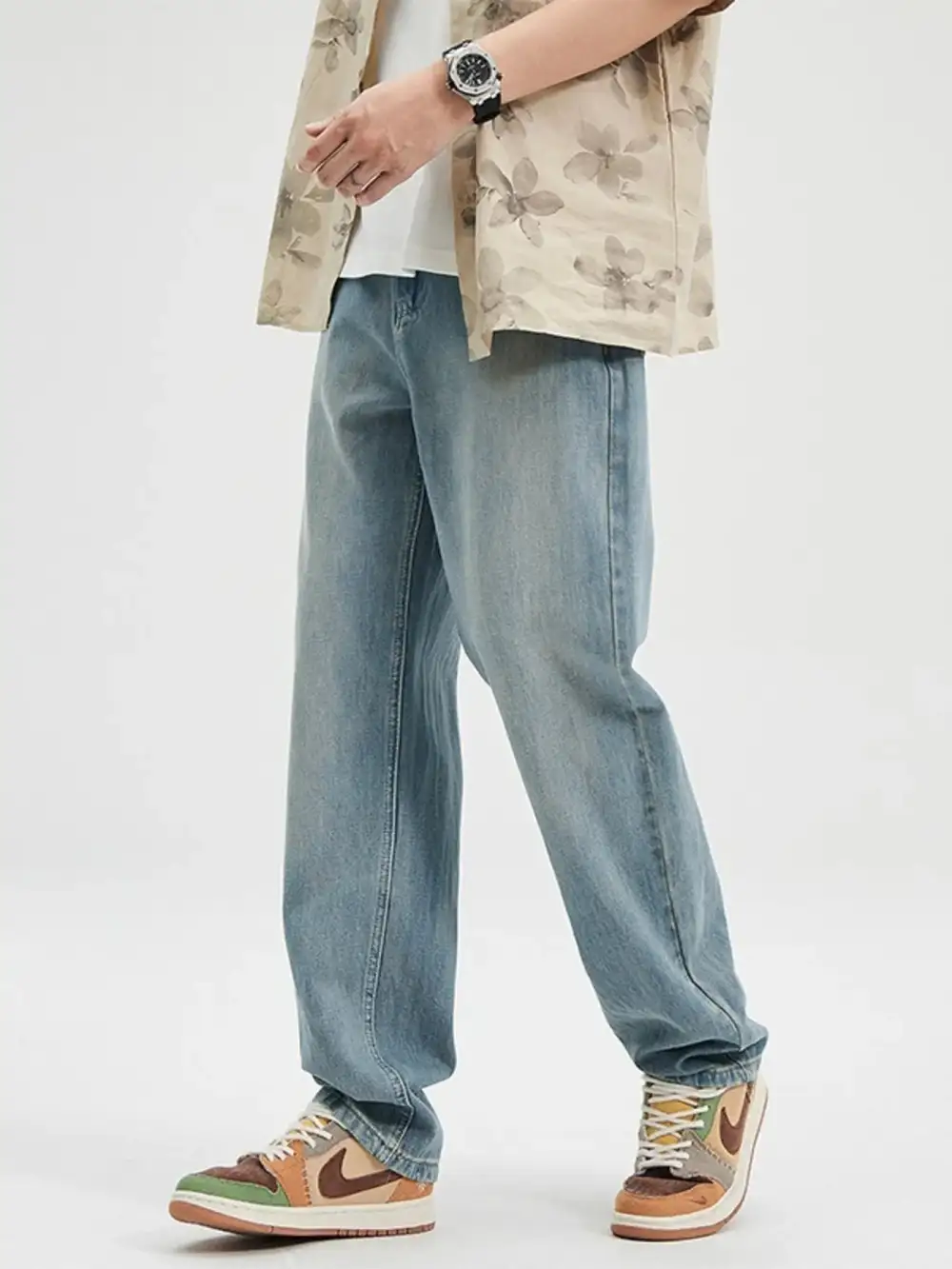 Simple Wide Leg Jeans