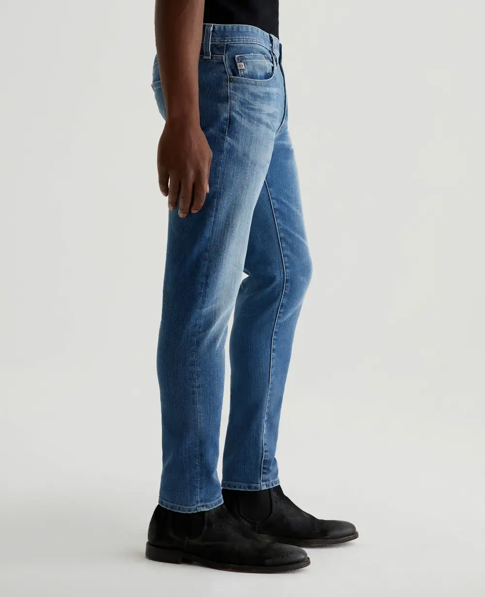 Men's Refined Tapered Jeans