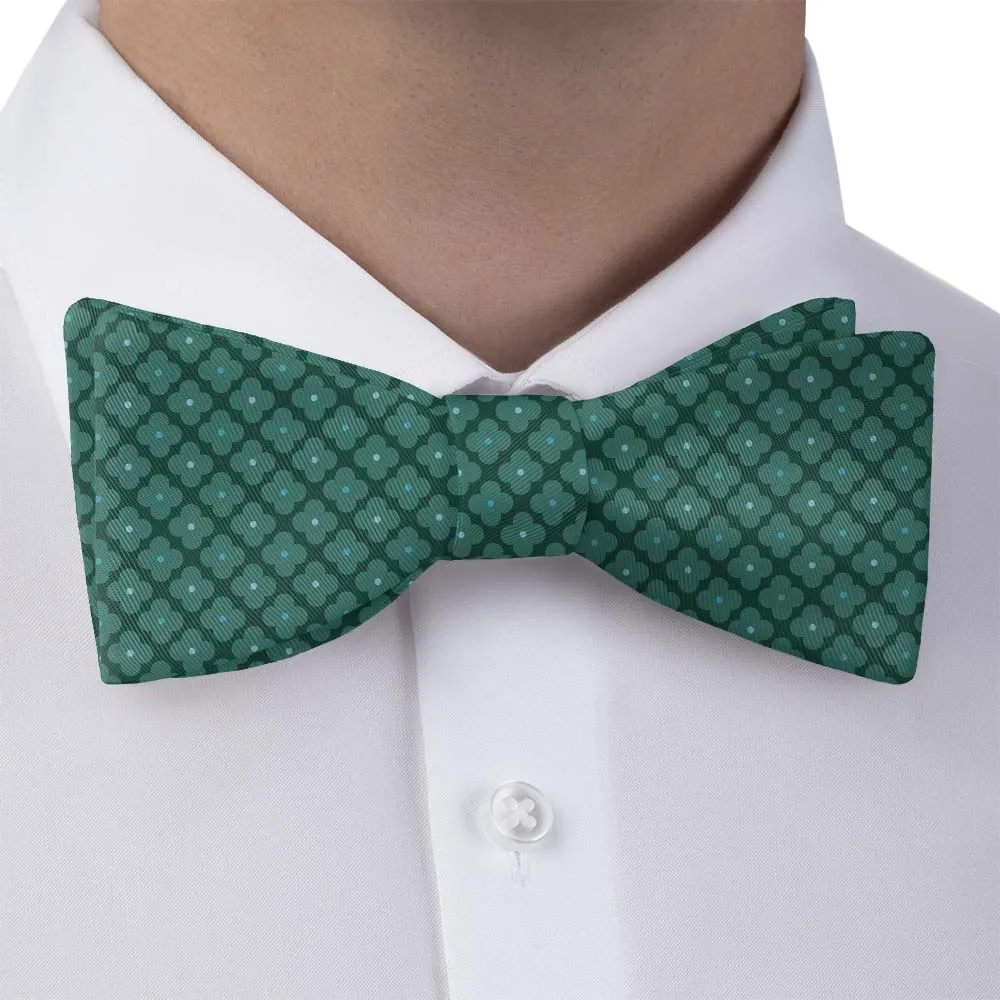 Piquena Floral Motif Bow Tie