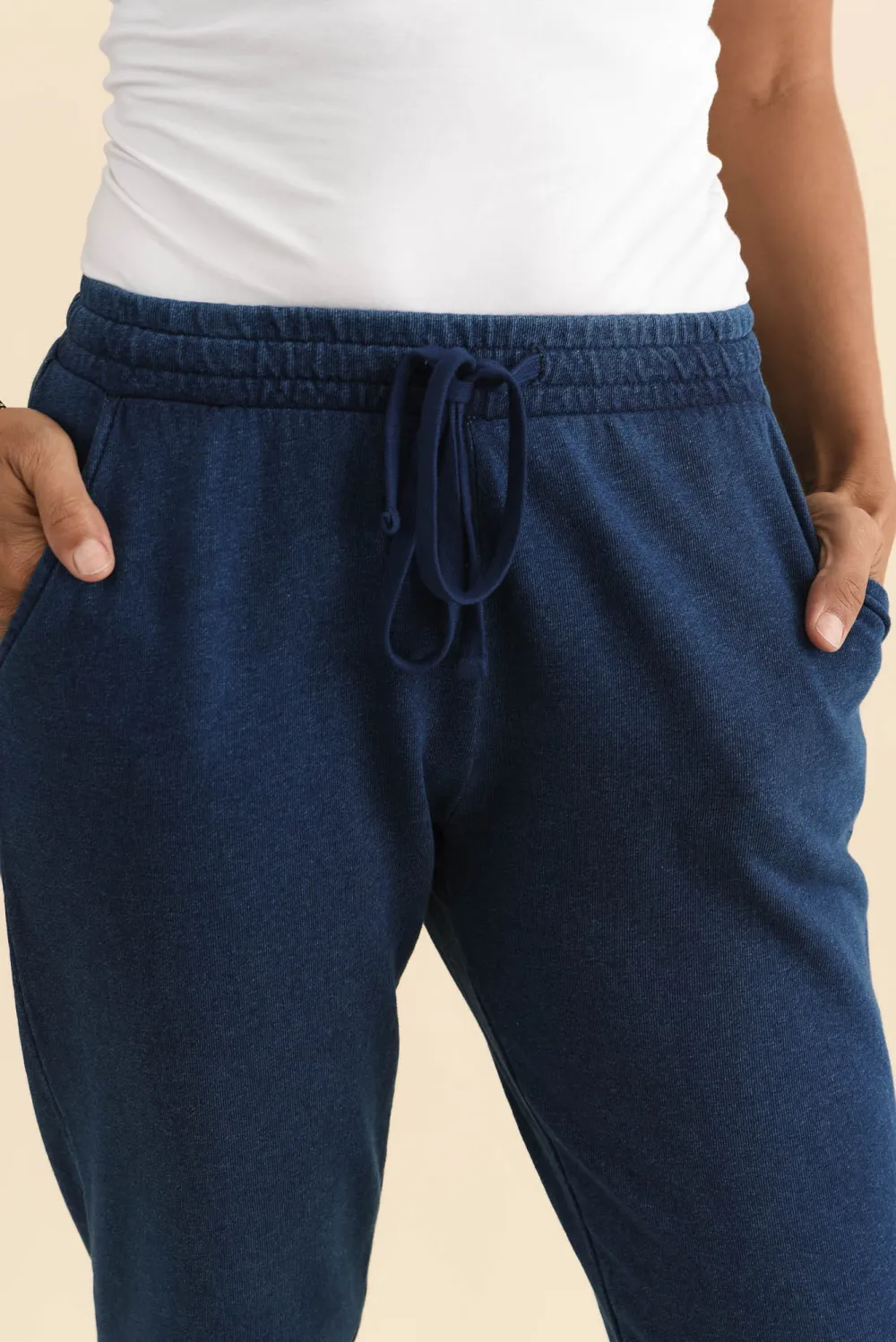 Tapered Mid Rise Drawstring Sweatpants