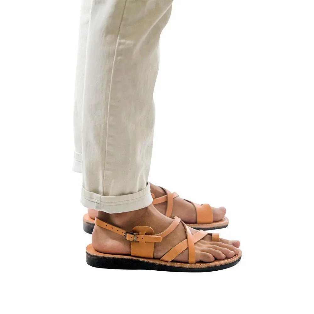 Classic Leather Toe Loop Sandals