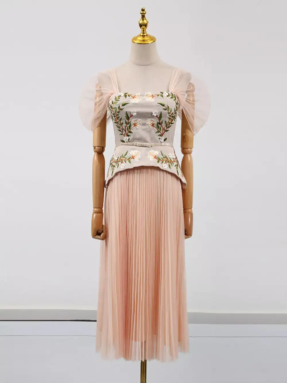 Embroidered Tulle Pleated Midi Dress
