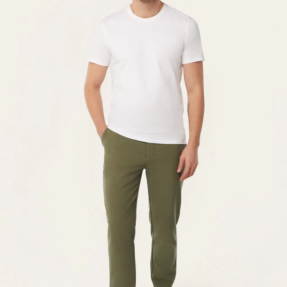 Classic Classic Fit Stretch Blend Round Neck T-Shirt