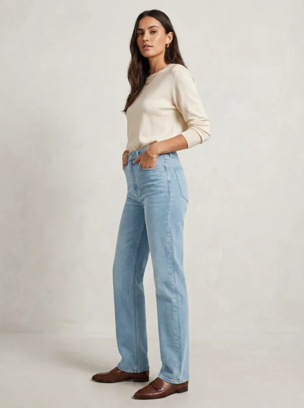 Classic Everyday Women's Straight-Leg Jeans