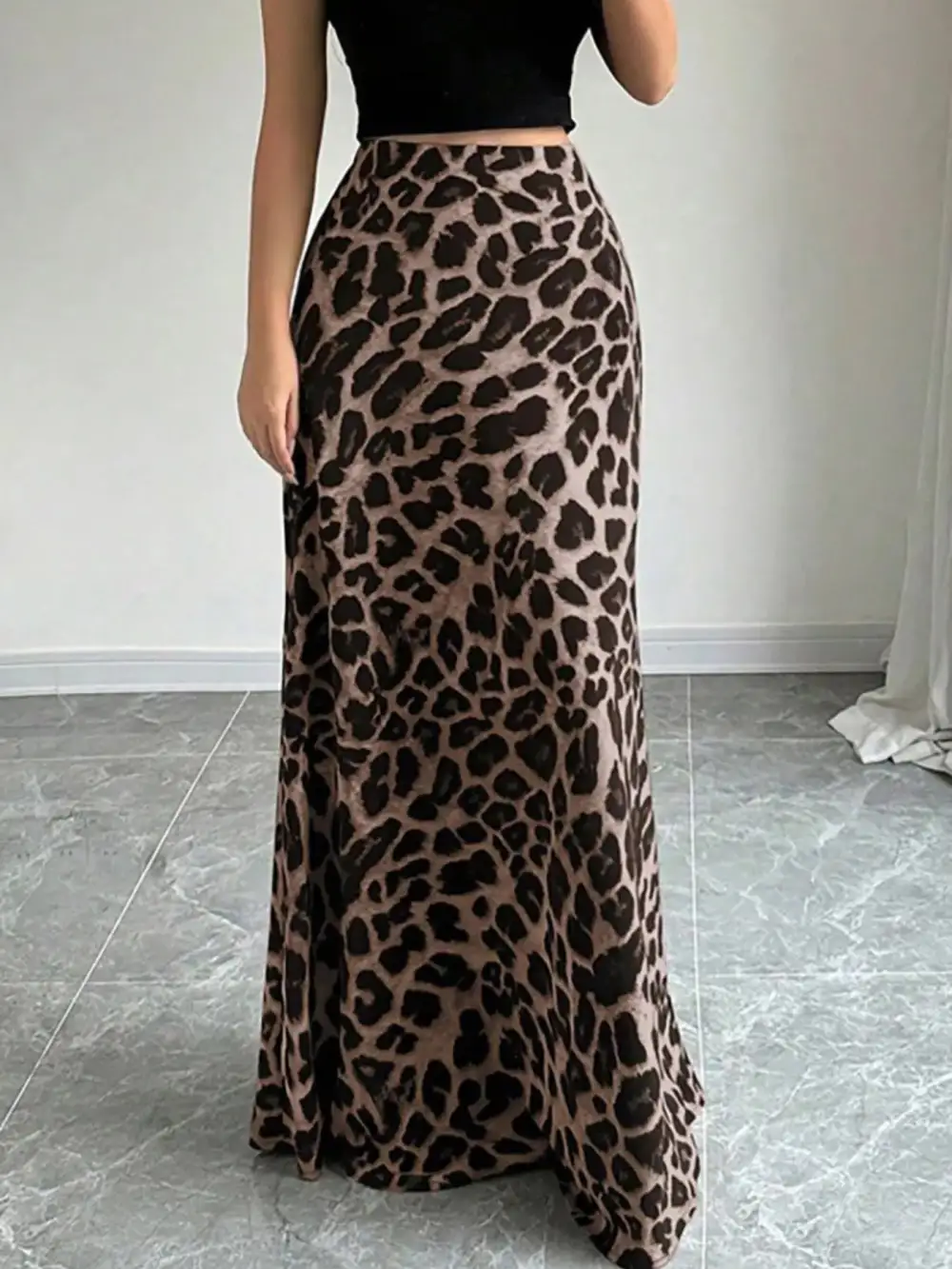 Tailored Fluid Printed Skirt