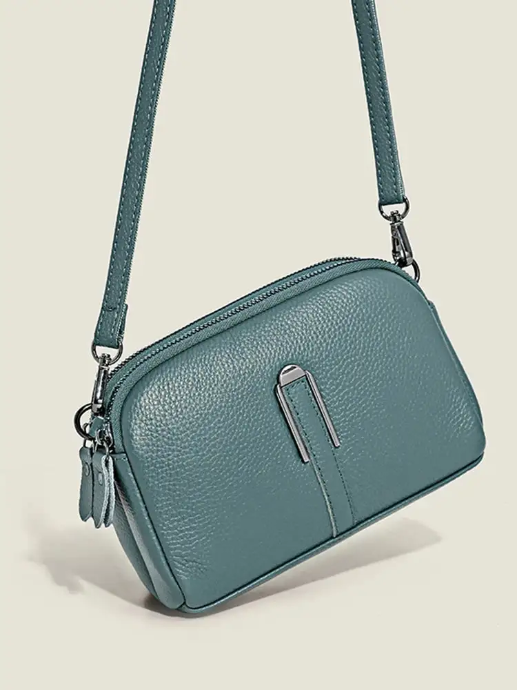 Refined Craft: Brilliant Genuine Leather Signature Handbag