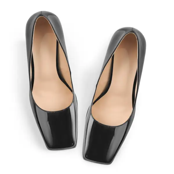 Patent Finish Pointed Toe Chunky Heel Pumps