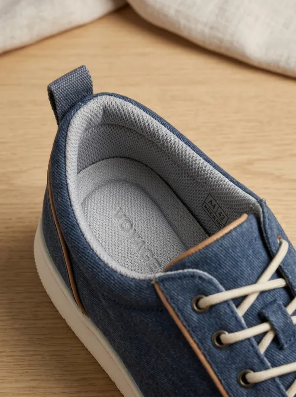 Signature Graphic Design Men's Stretch Canvas Shoes