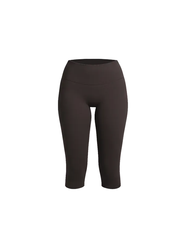 Modern Smooth-Scrunch Scrunch-Detail Capri Leggings
