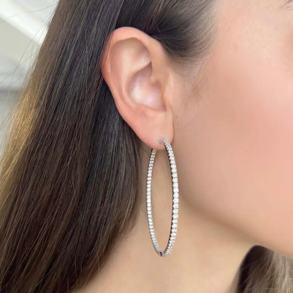 Refined Curved Gem Detail Hoop Earrings