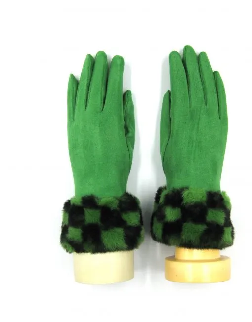 Checkerboard Fur Trim Gloves