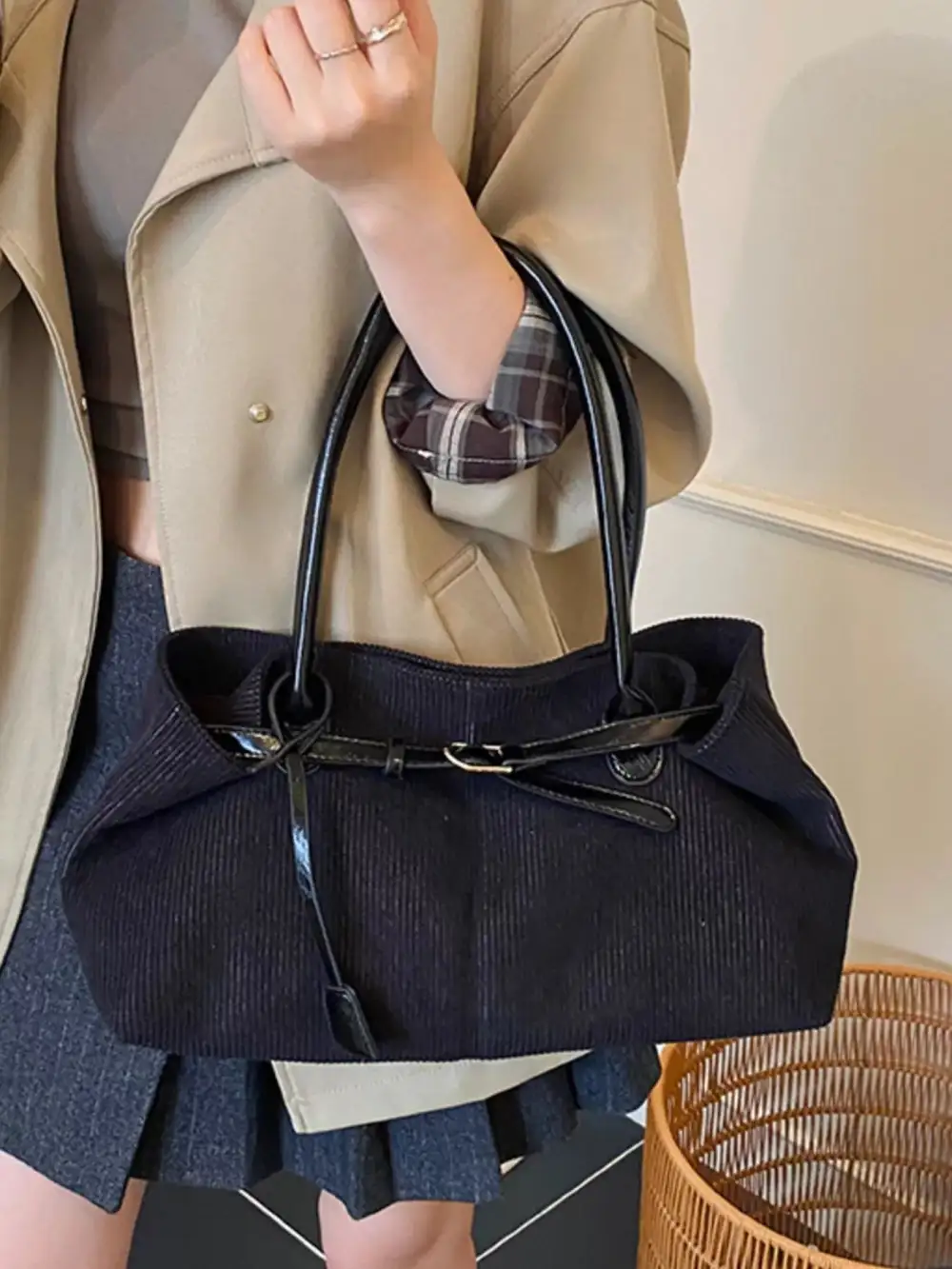 Buckle Detail Shoulder Bag