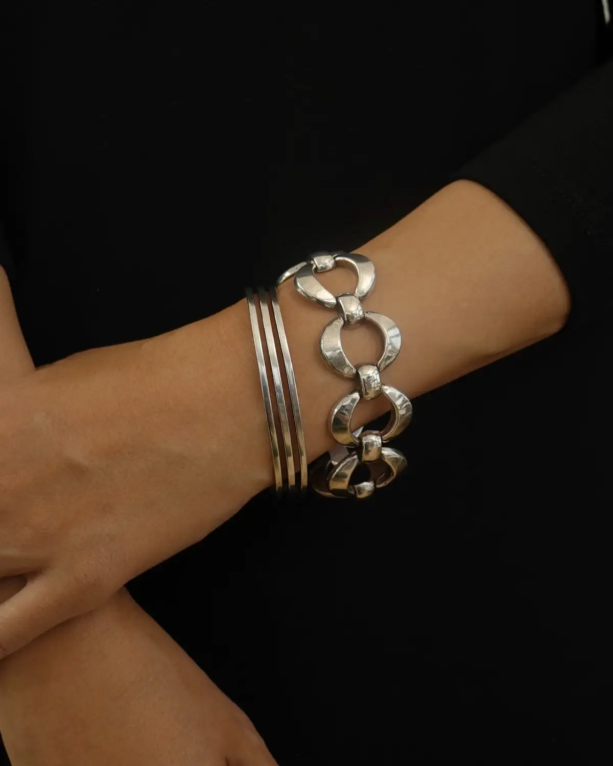 Refined Chain Bracelet