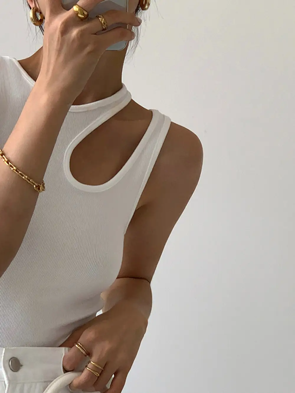 Ribbed Asymmetric Top