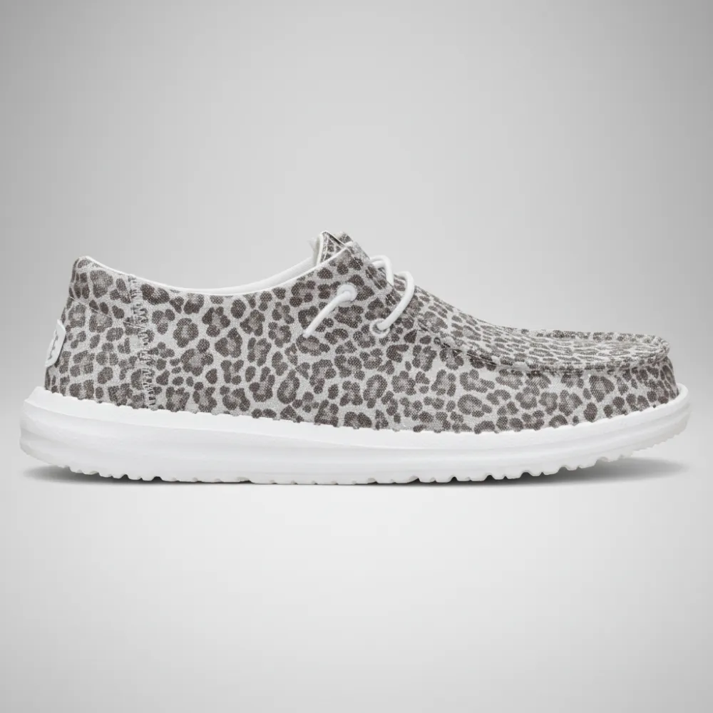 Wendy Luxe Leo Casual Shoes