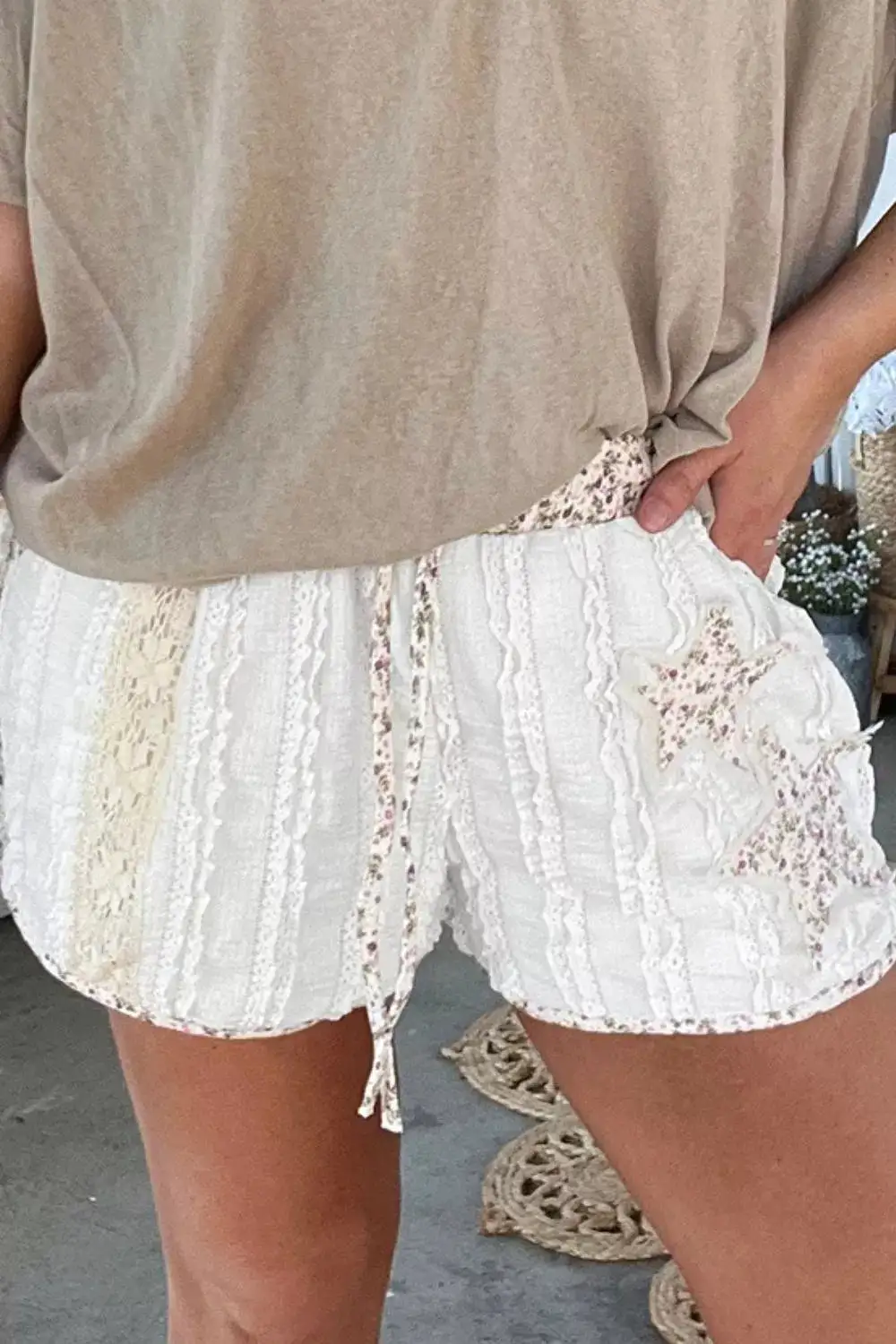 Drawstring Lace-Trim Casual Shorts