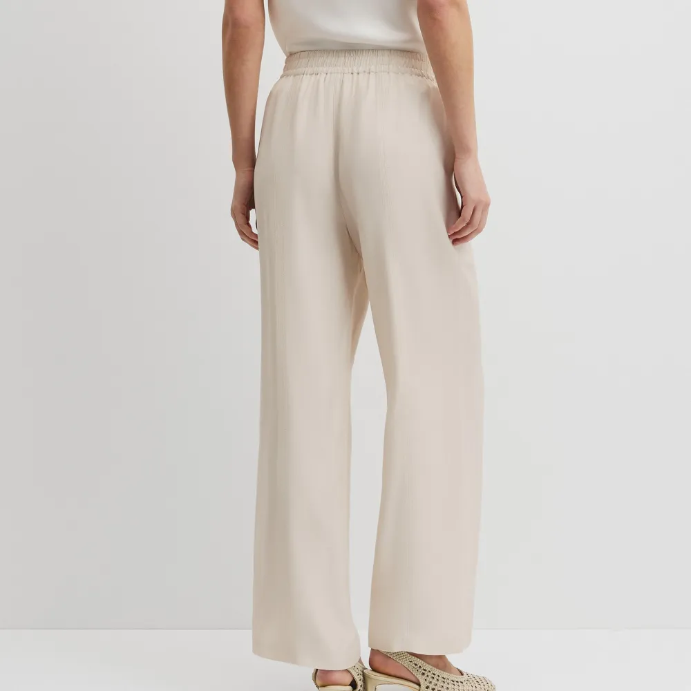 Women's Classic Easy Fit Classic Pants