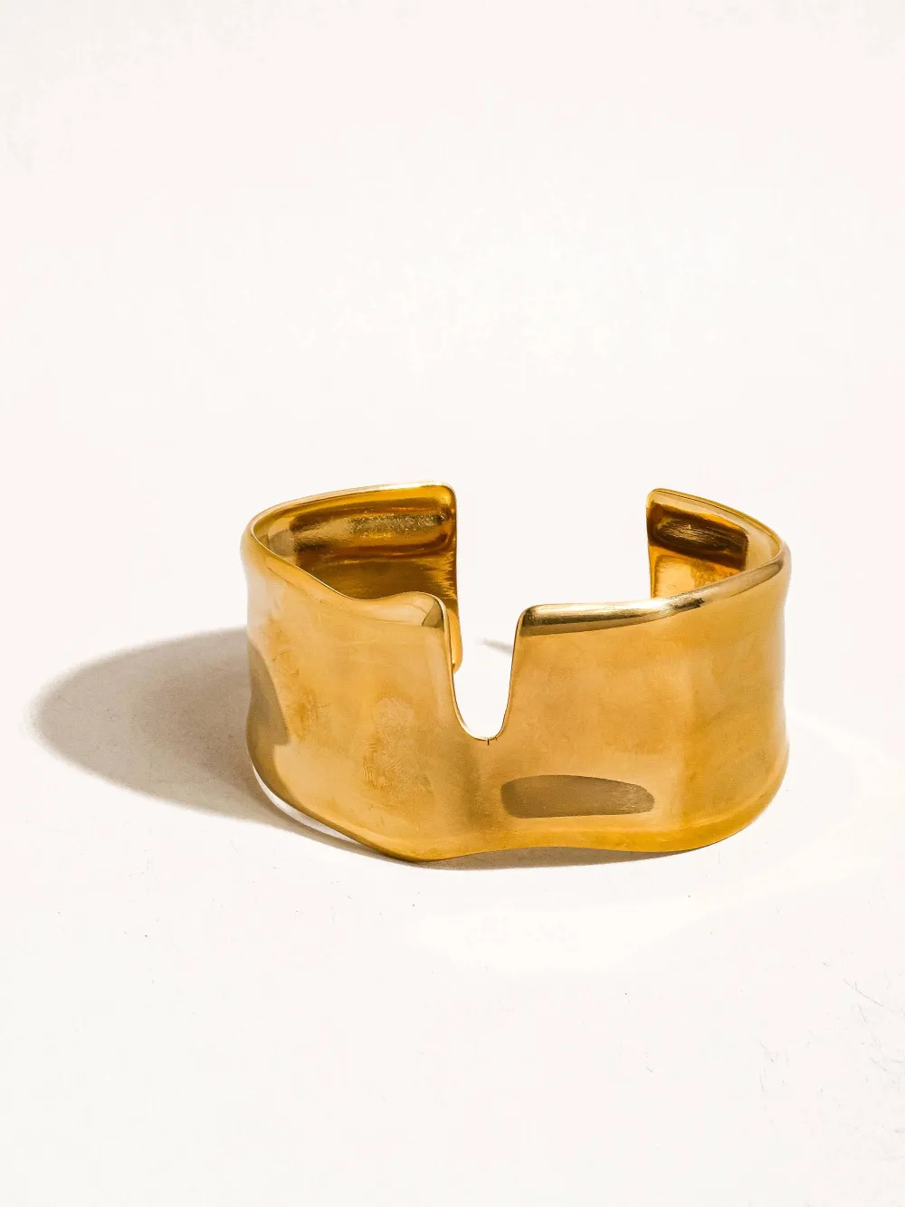Classic Everyday Jewelry Detail