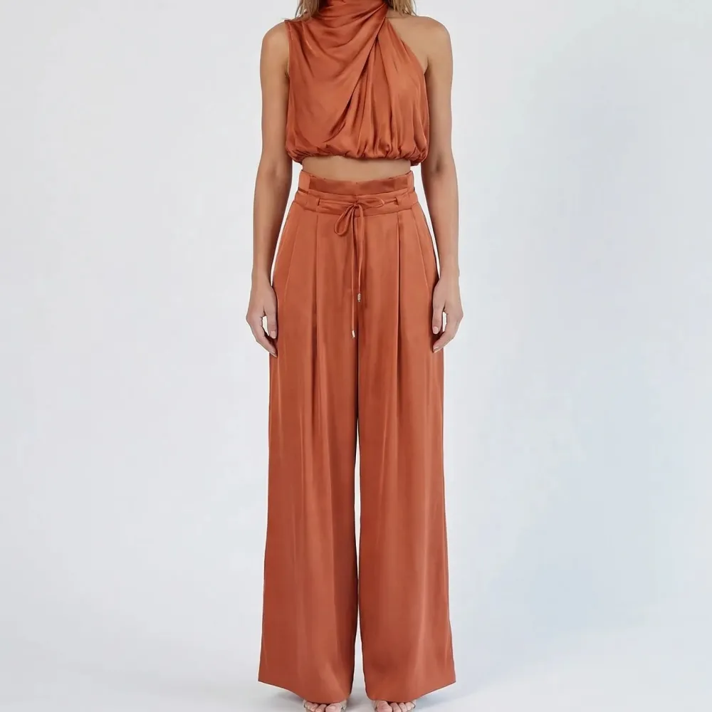 Sleeveless Halter Neck Wide